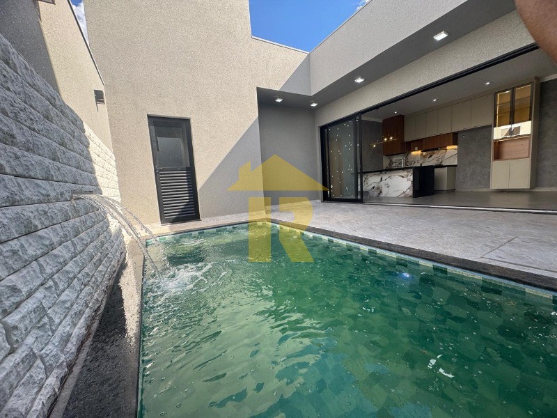 Casa com 3 quartos à venda, 128m² — foto 15 de 34