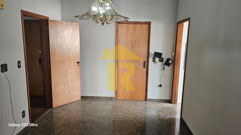 Apartamento com 3 quartos para aluguel, 200m² — foto 17 de 23