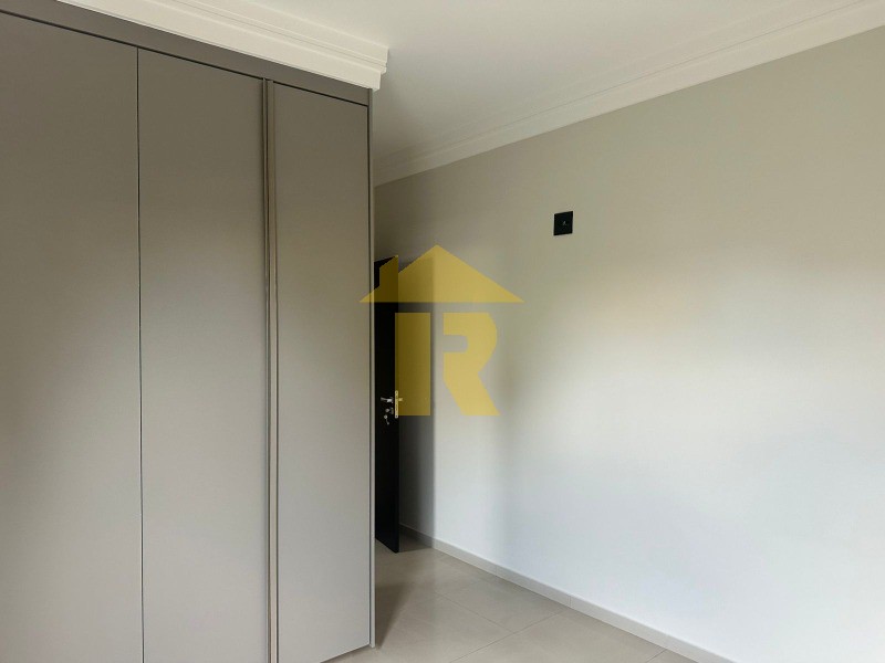 Casa de Condomínio com 3 quartos à venda, 210m² — foto 38 de 39
