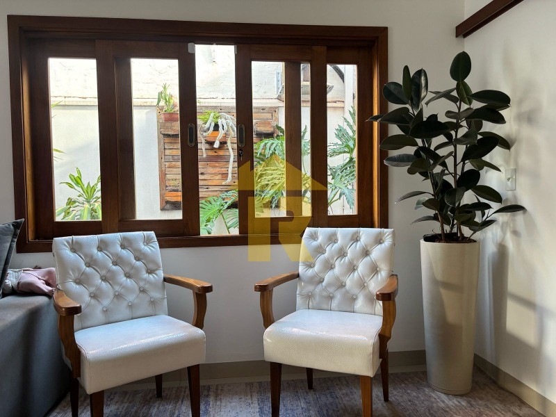 Casa com 3 quartos à venda, 160m² — foto 4 de 20