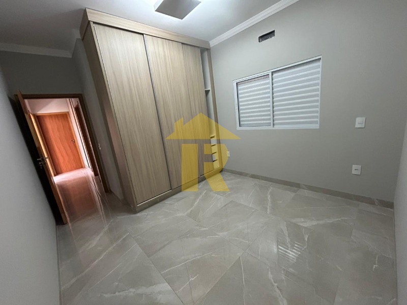 Casa com 3 quartos à venda, 129m² — foto 17 de 25