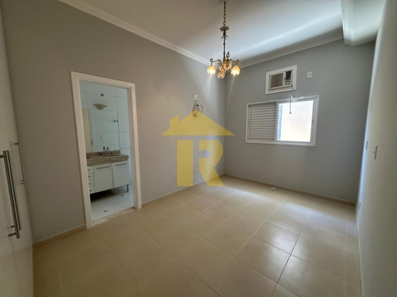 Casa de Condomínio com 4 quartos para aluguel, 550m² — foto 25 de 31