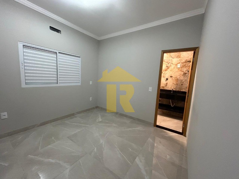 Casa com 3 quartos à venda, 129m² — foto 16 de 25