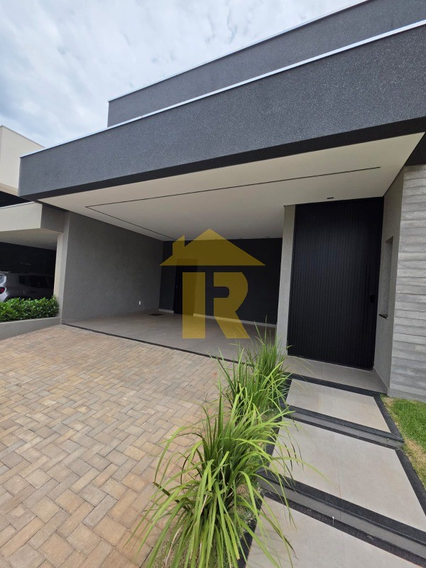 Casa de Condomínio com 3 quartos à venda, 167m² — foto 3 de 31