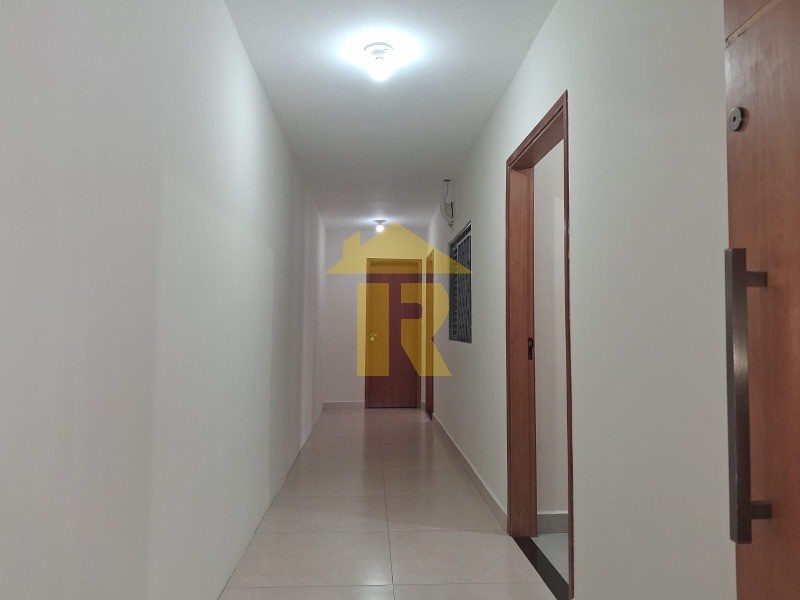 Casa com 3 quartos à venda, 170m² — foto 25 de 37