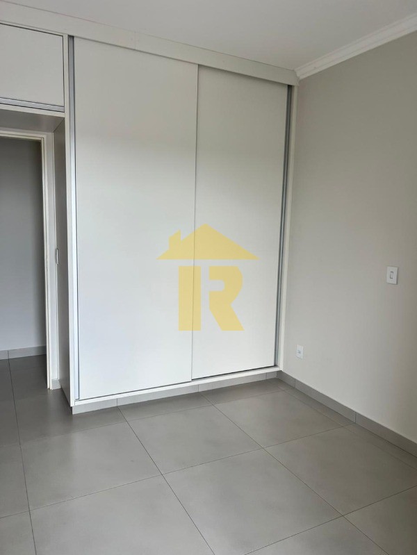 Apartamento com 2 quartos à venda, 70m² — foto 10 de 29