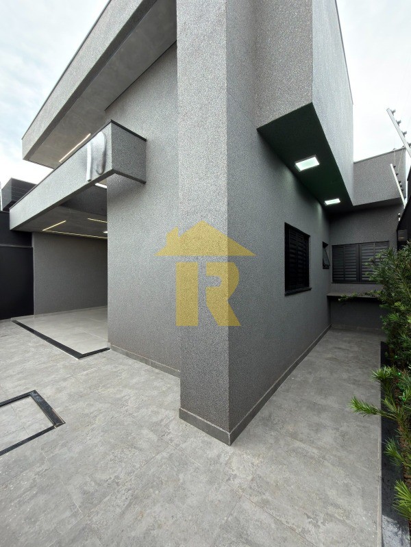 Casa com 3 quartos à venda, 128m² — foto 4 de 22