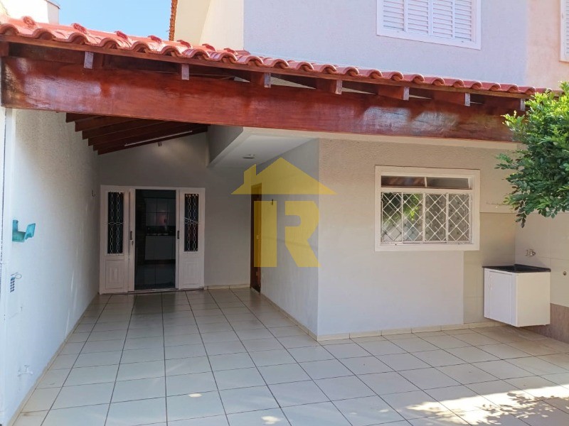 Casa de Condomínio com 2 quartos à venda, 70m² — foto 2 de 20