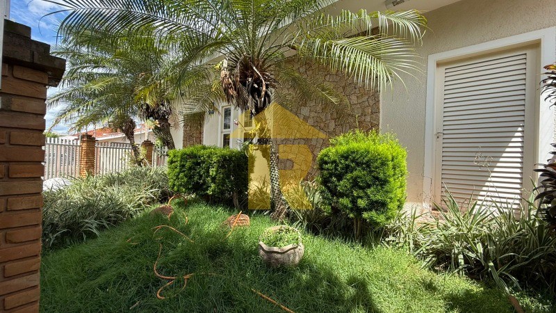 Casa com 3 quartos à venda, 270m² — foto 5 de 25