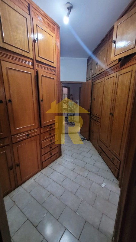 Casa com 3 quartos à venda, 225m² — foto 11 de 29