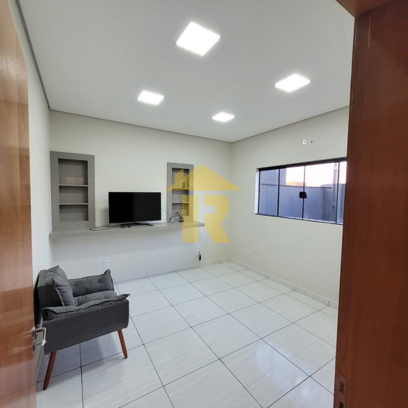 Casa com 3 quartos à venda, 142m² — foto 32 de 44