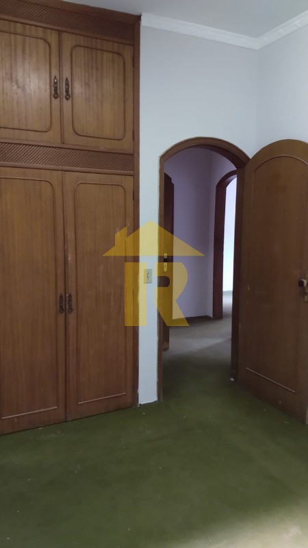 Casa com 4 quartos à venda, 290m² — foto 20 de 27
