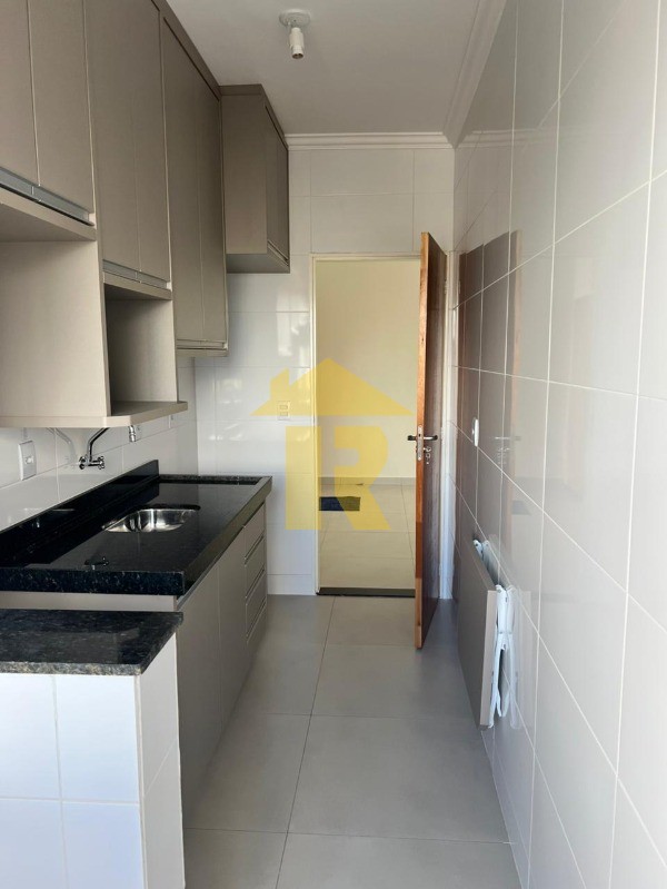 Apartamento com 2 quartos à venda, 70m² — foto 26 de 29