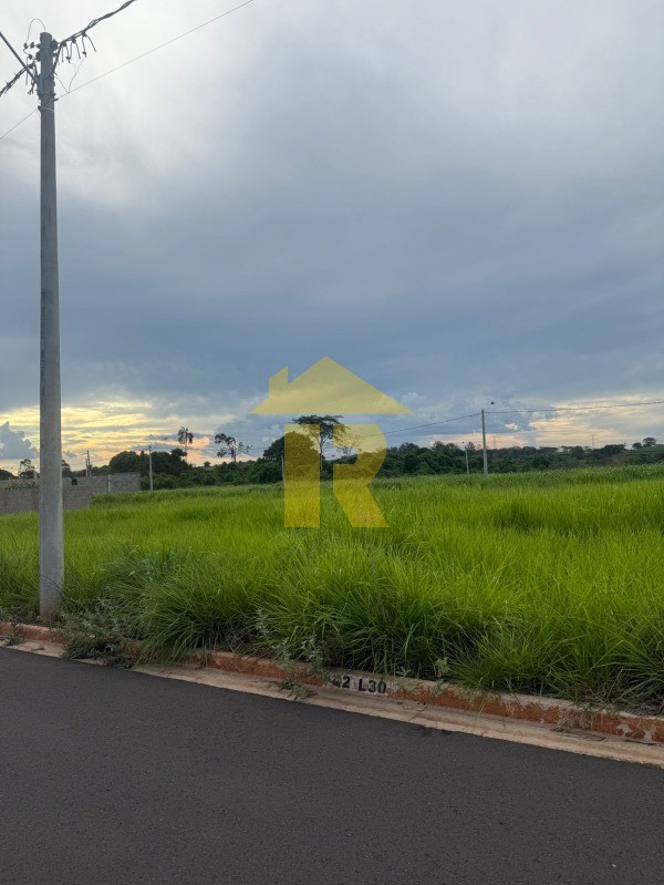 Terreno / Lote / Condomínio  à venda, 200m² — foto 2 de 11