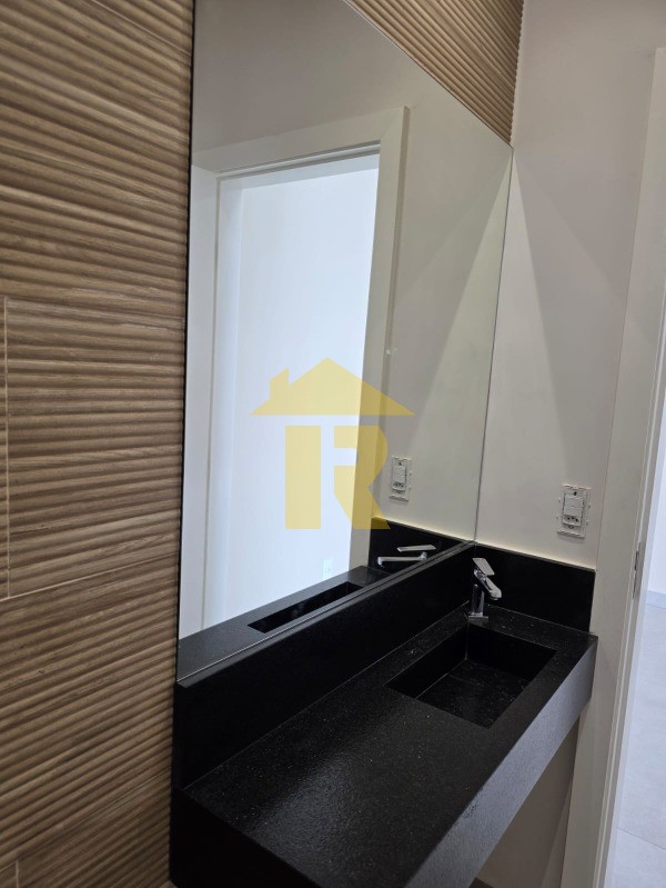 Casa de Condomínio com 3 quartos à venda, 167m² — foto 8 de 31