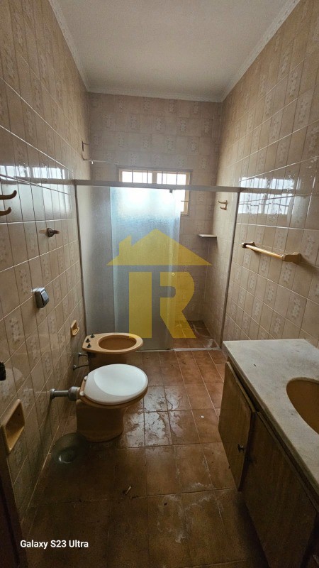 Casa com 4 quartos à venda, 253m² — foto 14 de 20