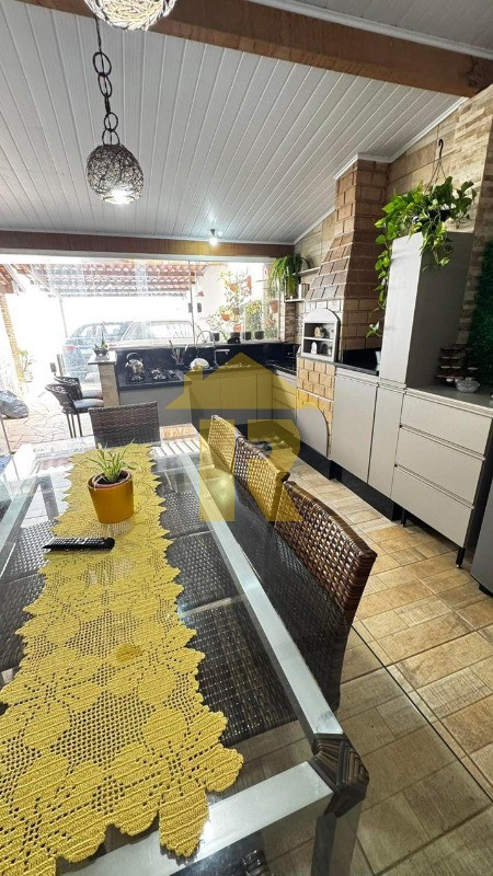 Casa com 4 quartos à venda, 150m² — foto 9 de 20
