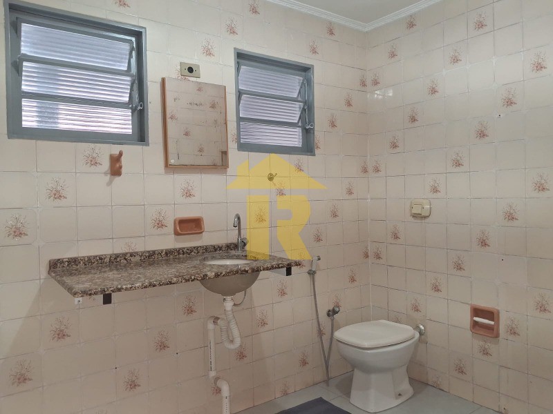 Casa com 3 quartos à venda, 170m² — foto 28 de 37
