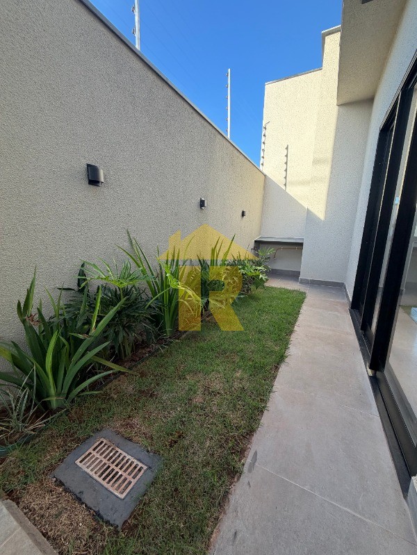 Casa com 3 quartos à venda, 109m² — foto 15 de 37
