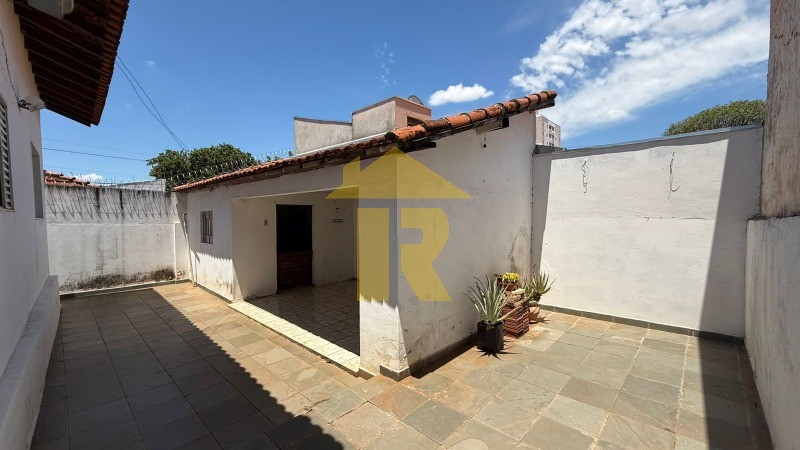 Casa com 3 quartos à venda, 185m² — foto 13 de 24