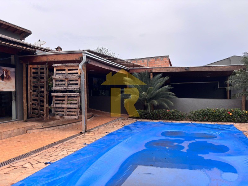 Casa de Condomínio com 3 quartos à venda, 276m² — foto 17 de 26