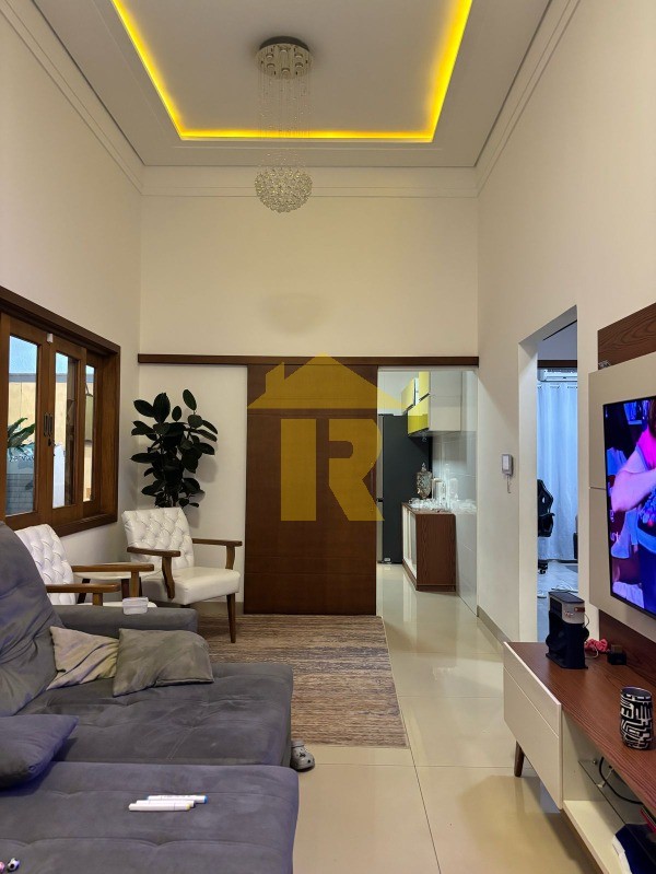 Casa com 3 quartos à venda, 160m² — foto 2 de 20