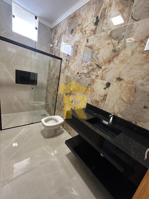 Casa com 3 quartos à venda, 129m² — foto 18 de 25