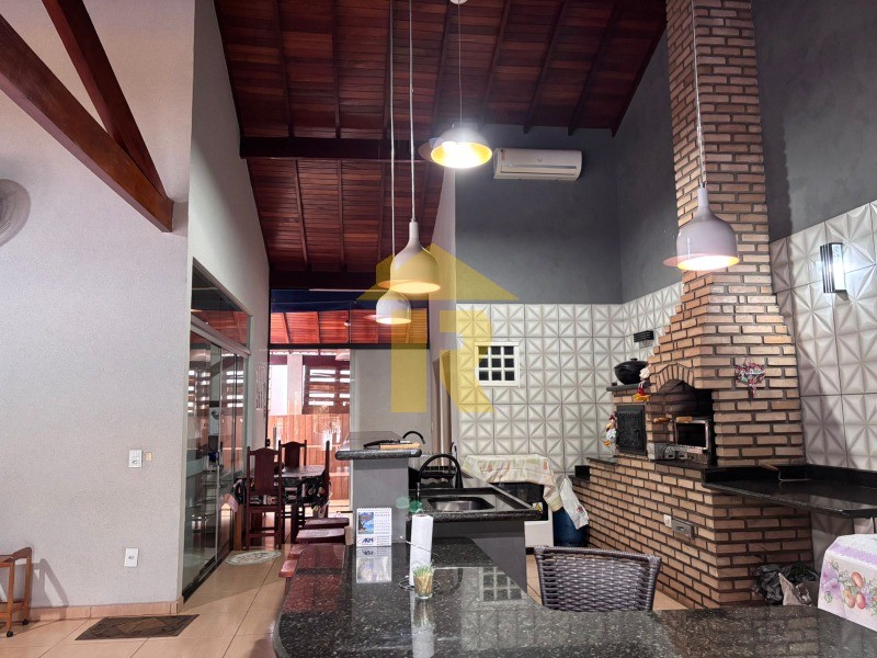Casa de Condomínio com 3 quartos à venda, 276m² — foto 9 de 26