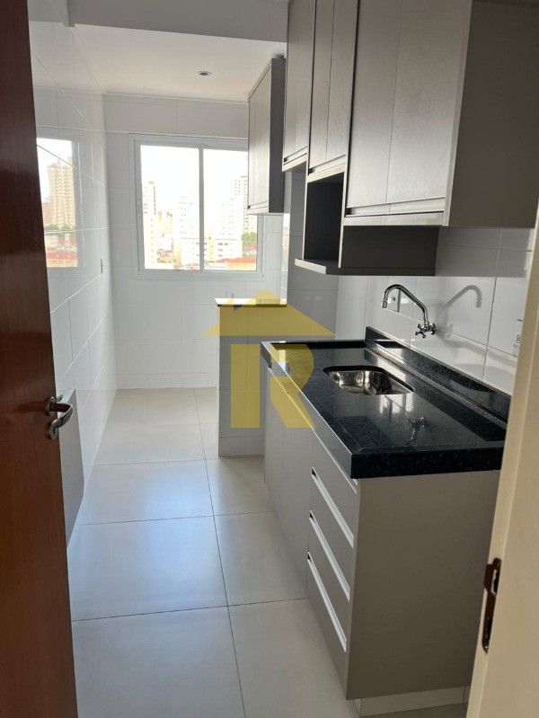 Apartamento com 2 quartos à venda, 70m² — foto 27 de 29