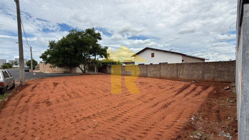 Terreno / Lote / Condomínio  à venda, 202m² — foto 4 de 19