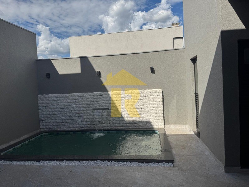 Casa com 3 quartos à venda, 128m² — foto 17 de 34