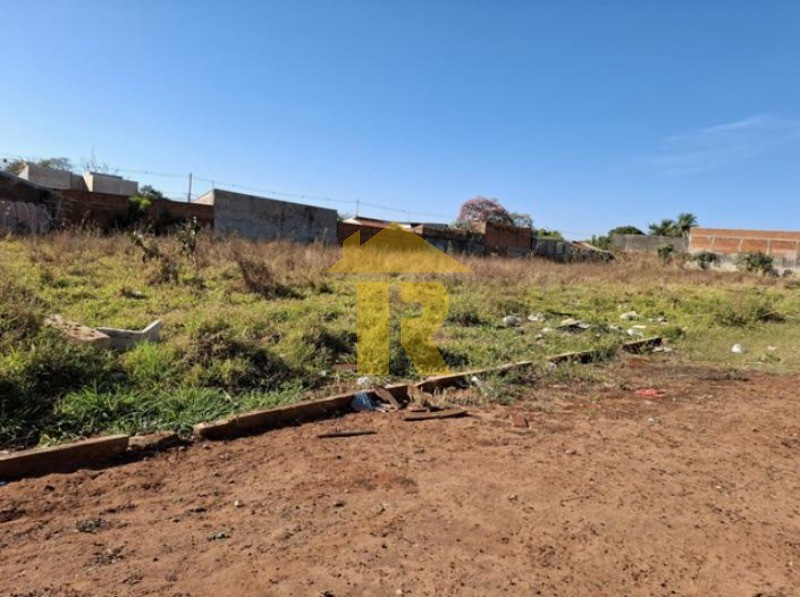 Terreno / Lote / Condomínio  à venda, 4000m² — foto 2 de 11