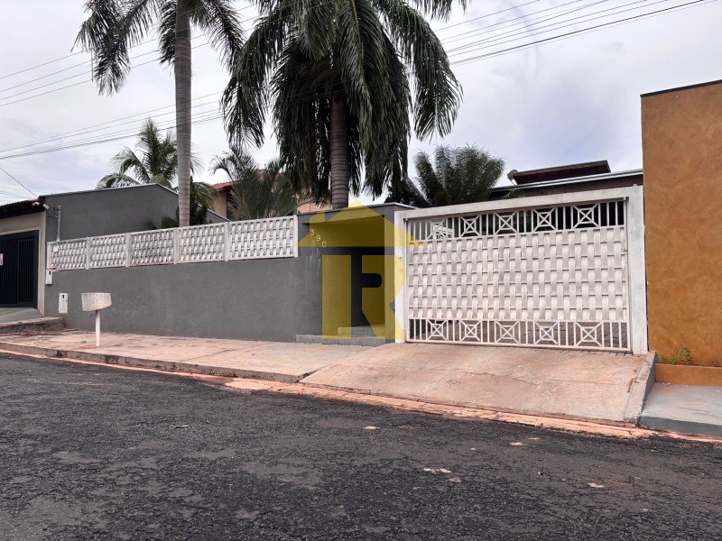 Casa de Condomínio com 3 quartos à venda, 276m² — foto 1 de 26
