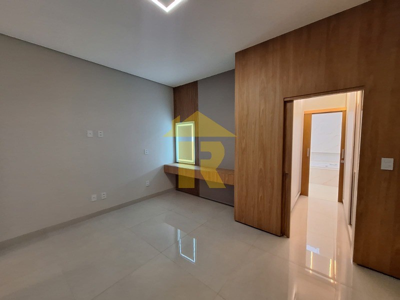 Casa de Condomínio com 3 quartos à venda, 190m² — foto 19 de 33