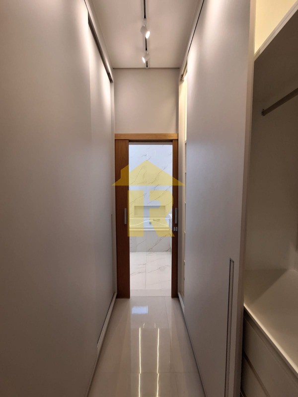 Casa de Condomínio com 3 quartos à venda, 190m² — foto 14 de 33