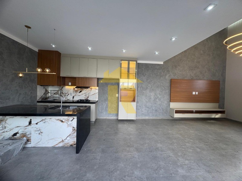 Casa com 3 quartos à venda, 128m² — foto 5 de 34