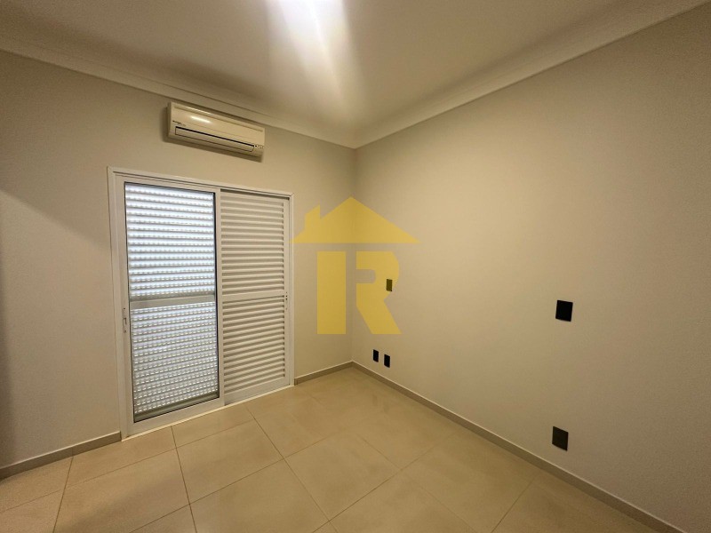 Casa de Condomínio com 3 quartos à venda, 210m² — foto 23 de 39