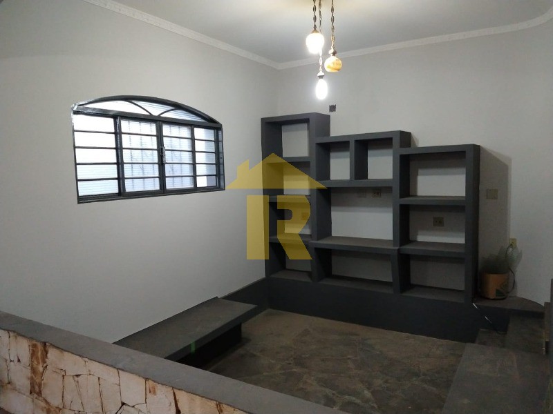 Casa com 4 quartos à venda, 290m² — foto 11 de 27