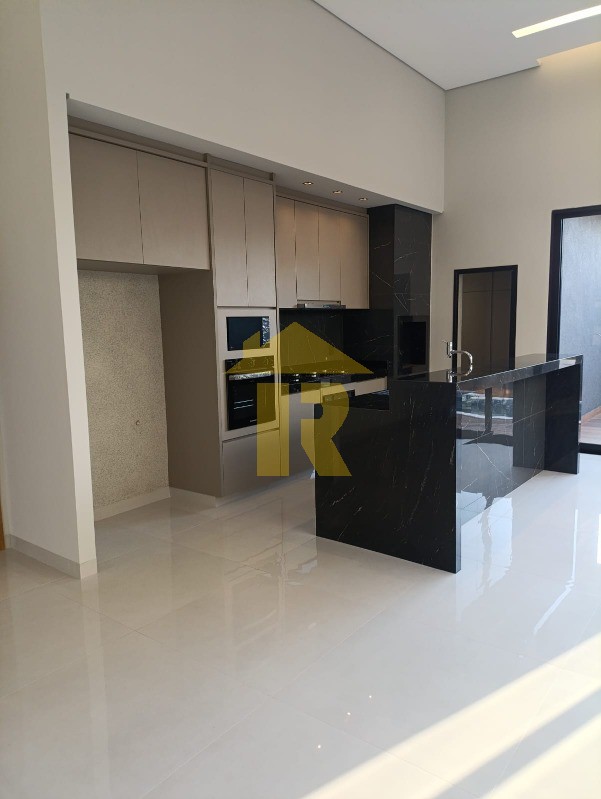 Casa de Condomínio com 3 quartos à venda, 190m² — foto 7 de 33