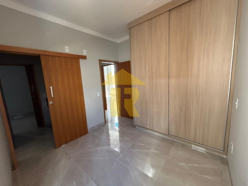 Casa com 3 quartos à venda, 129m² — foto 20 de 25