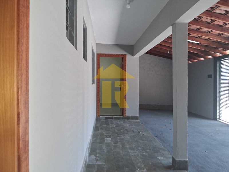 Casa com 3 quartos à venda, 170m² — foto 5 de 37