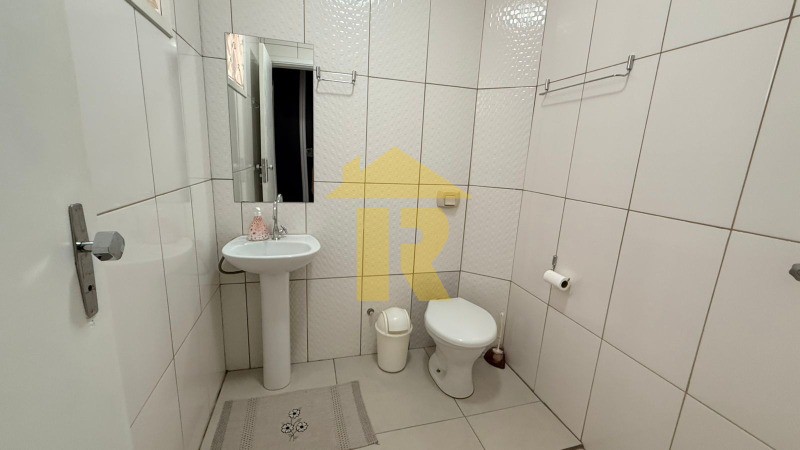 Casa com 3 quartos à venda, 134m² — foto 16 de 32
