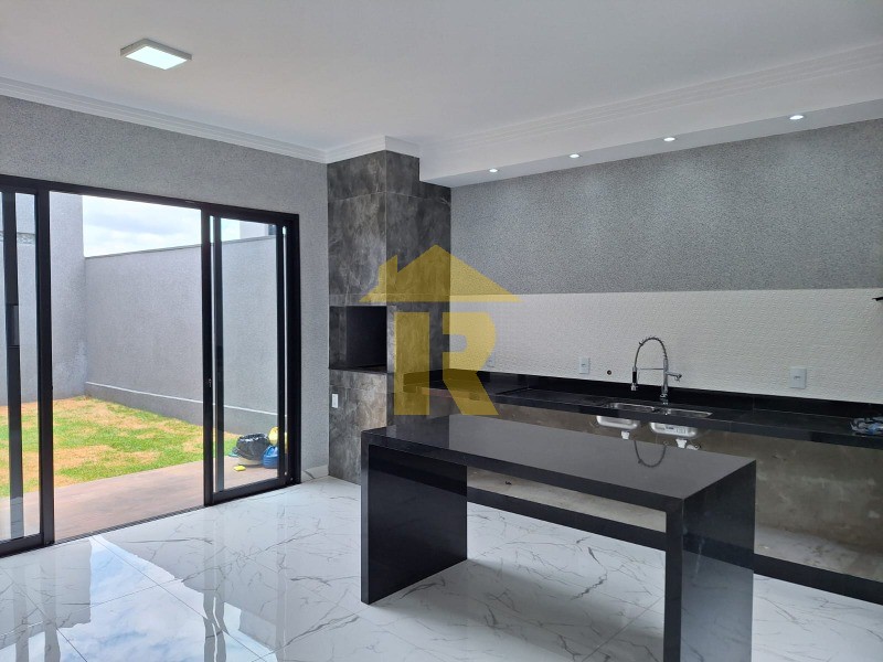 Casa com 3 quartos à venda, 132m² — foto 11 de 28