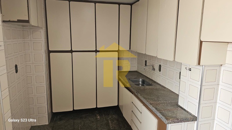 Apartamento com 3 quartos para aluguel, 200m² — foto 6 de 23