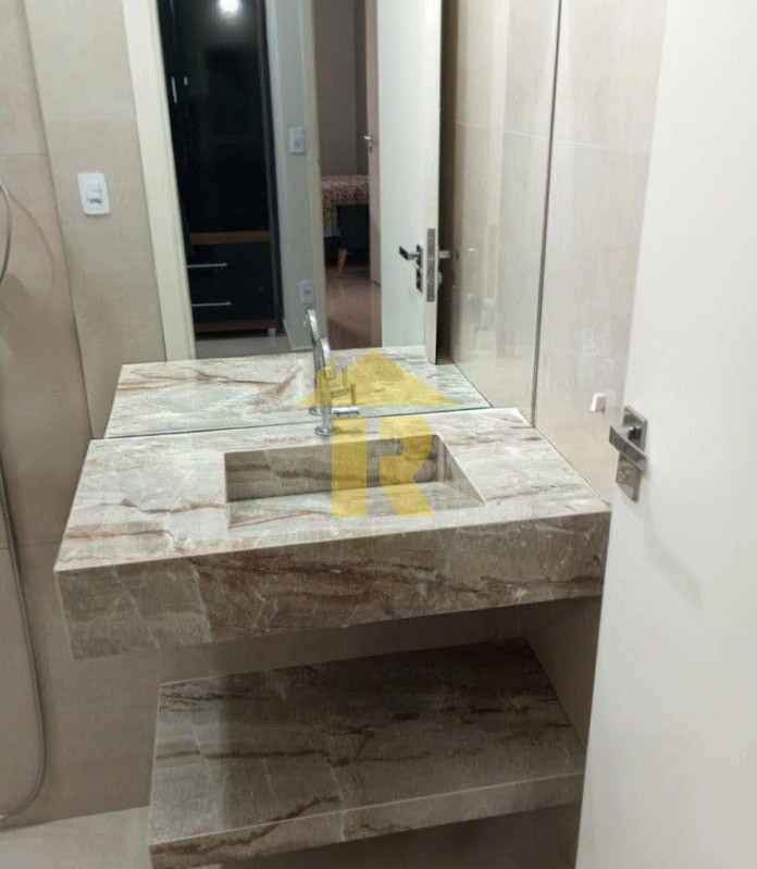 Casa com 4 quartos à venda, 236m² — foto 23 de 26