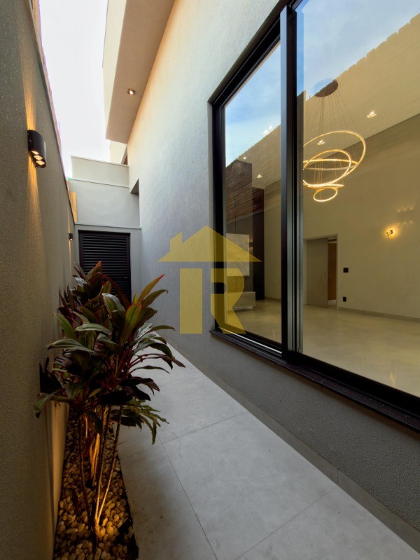 Casa de Condomínio com 3 quartos à venda, 185m² — foto 8 de 28