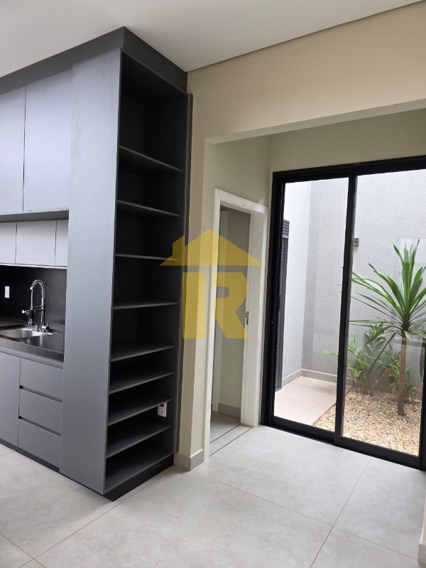 Casa de Condomínio com 3 quartos à venda, 167m² — foto 15 de 31