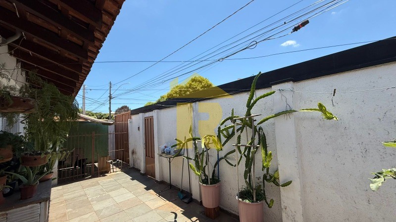 Casa com 3 quartos à venda, 185m² — foto 8 de 24