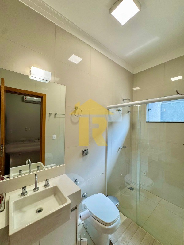 Casa de Condomínio com 3 quartos à venda, 208m² — foto 33 de 35