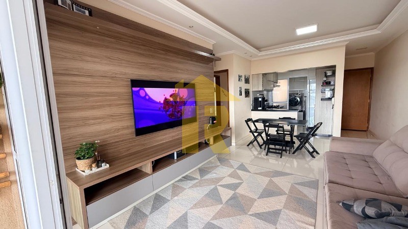 Apartamento com 2 quartos à venda, 73m² — foto 2 de 29